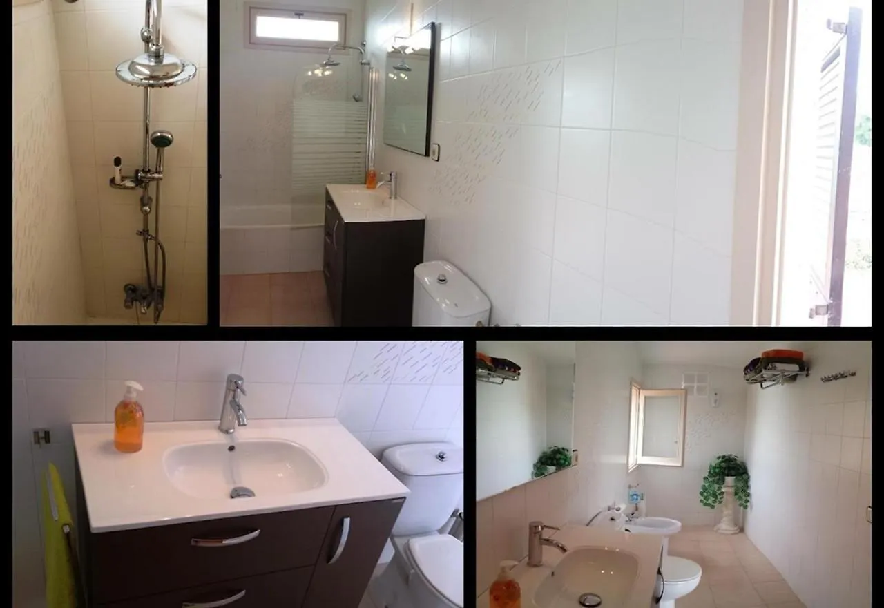 Villa 100 M From The Beach Roda de Bera 0*,