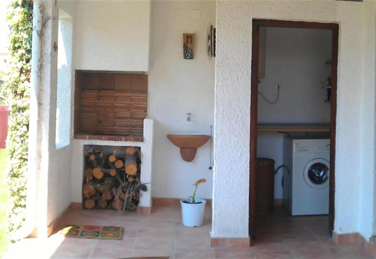 Villa 100 M From The Beach Roda de Bera